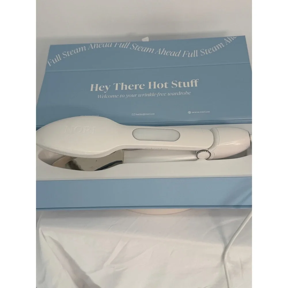 Nori Inc N2 1WH Handheld Portable Steam Iron White Dual Voltage Travel 95-07